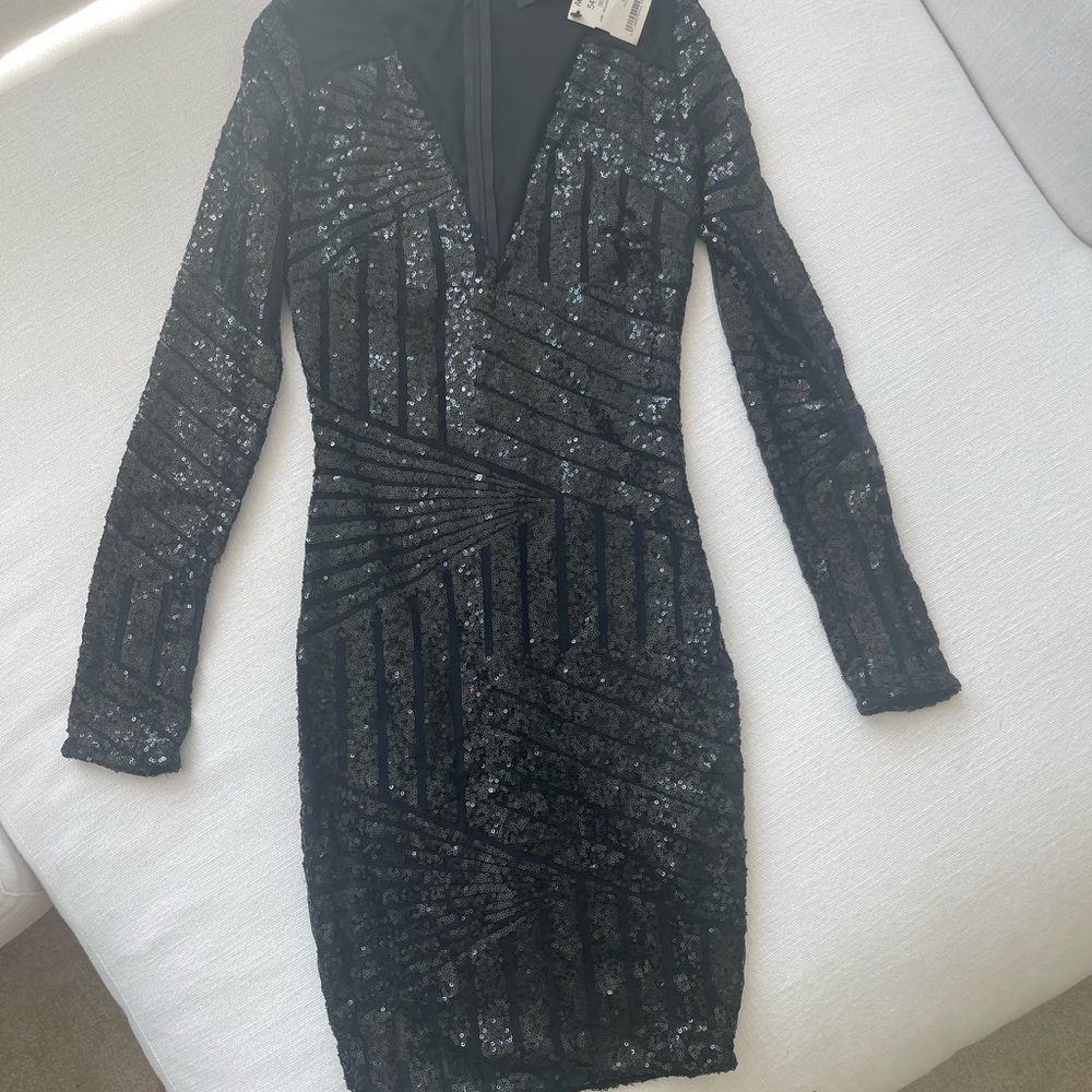 Akira Black sequined long sleeve cocktail dress Small